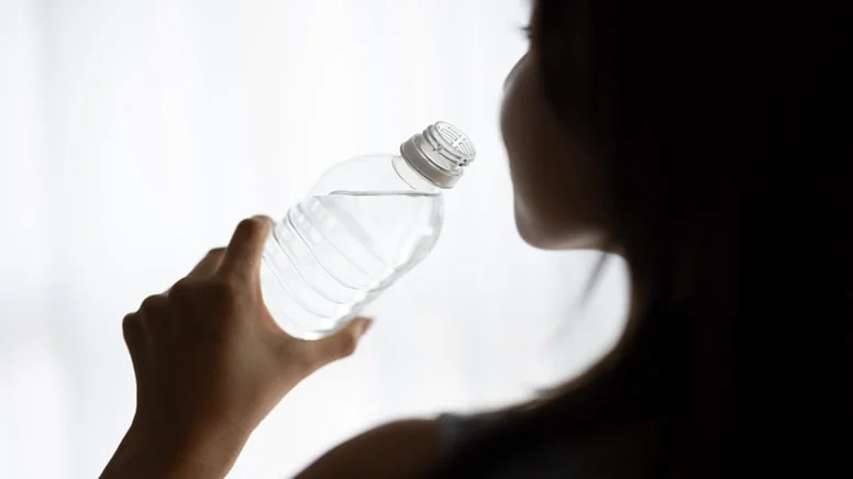 Bilim Ezber Bozdu: “Günde 2 Litre Su” Kuralı Neden Tarihe Karıştı?