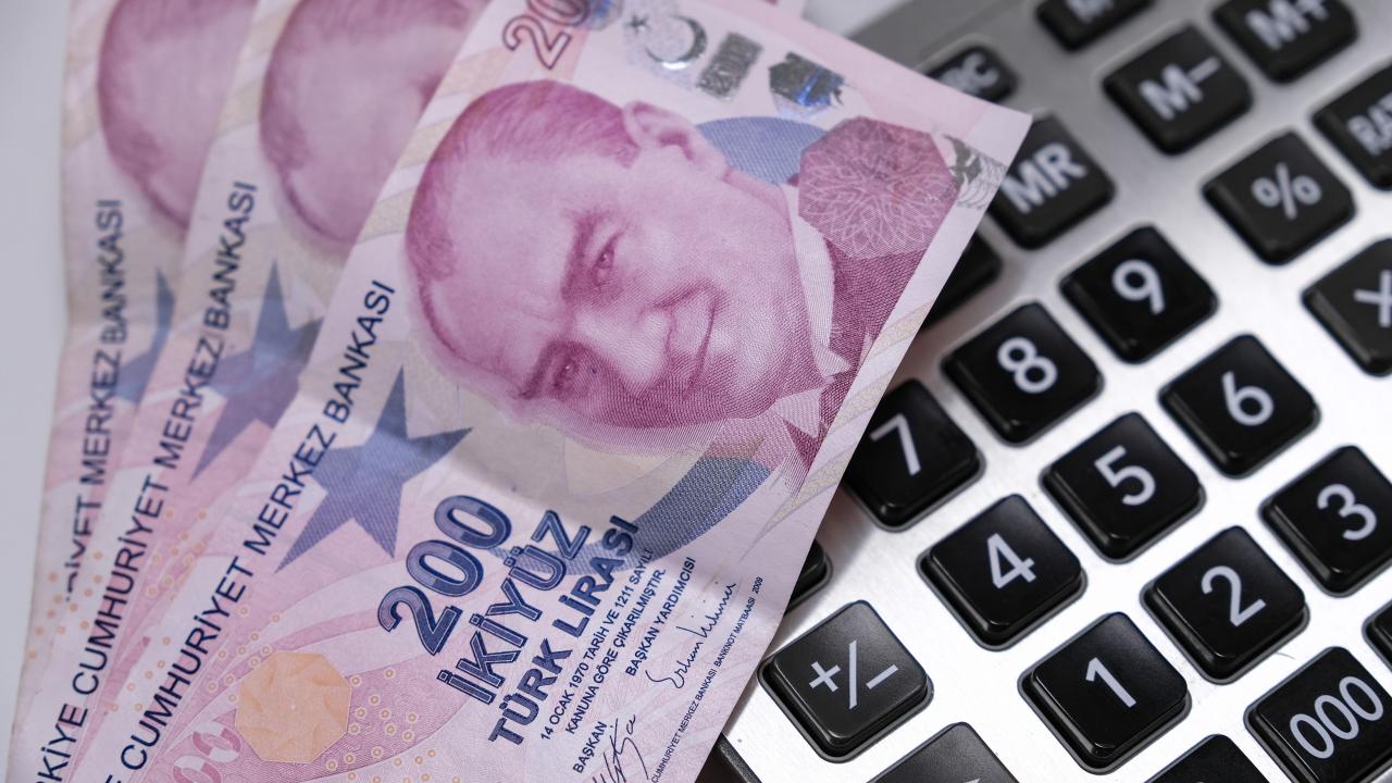 Emekli ve Hak Sahiplerine Kötü Haber: Kesinti Yapılıyor