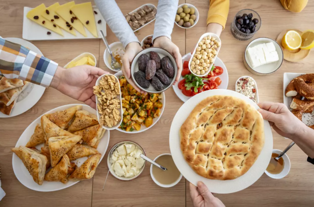 İftar ve Sahurda Uzak Durmanız Gereken Yiyecekler